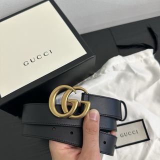 Cintura Gucci Nero con Fibbia GG Oro