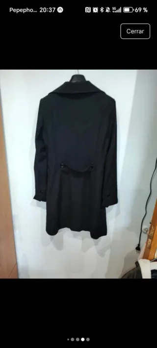 Abrigo negro elegante