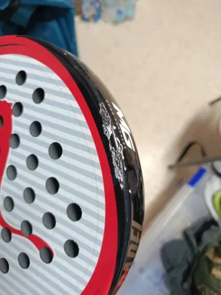 Pala Pádel Puma Nova Elite Momo González