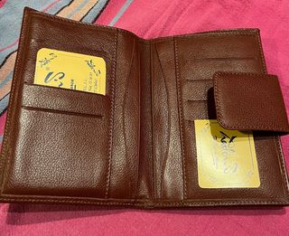 Portafoglio da donna in pelle marrone