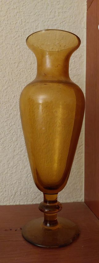 Jarrón de cristal ámbar