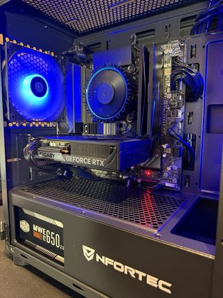 PC Gaming i5 14400F 32GB RTX 5060 Wifi