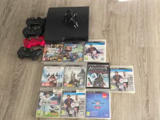 PS3 Slim CECH-3004A + 4 controller + 10 giochi