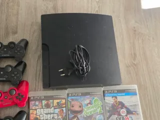 PS3 Slim CECH-3004A + 4 controller + 10 giochi