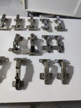 18 Bisagras para Muebles de Cocina