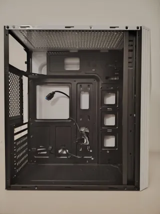 Caja PC Gaming Tempest Blanca