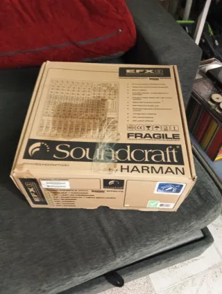 Mesa de directo Soundcraft EFX8