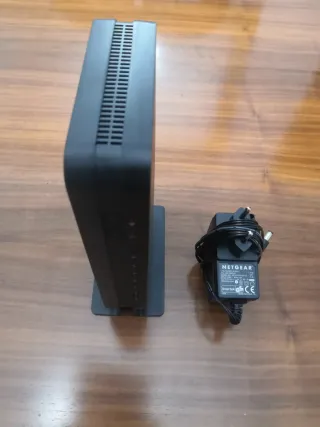 Router Netgear CG3100 DV3 WIFI + Adaptador