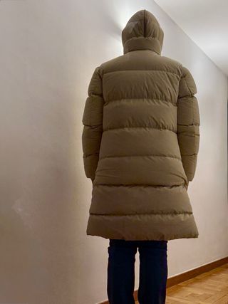 Abrigo de plumas Nike con capucha Talla 44-46