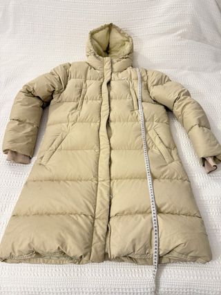 Abrigo de plumas Nike con capucha Talla 44-46