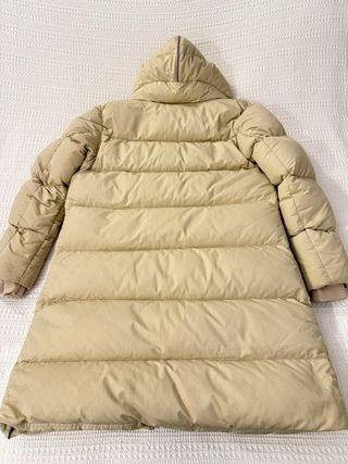 Abrigo de plumas Nike con capucha Talla 44-46