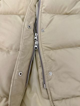 Abrigo de plumas Nike con capucha Talla 44-46