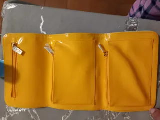 Beauty case Versace azzurro e oro