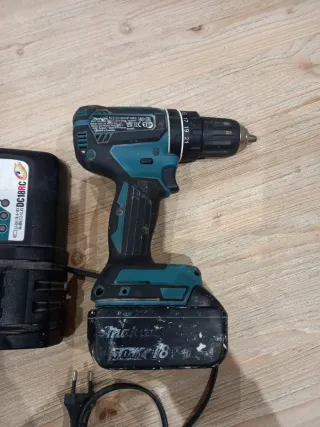 Taladro Makita DHP485