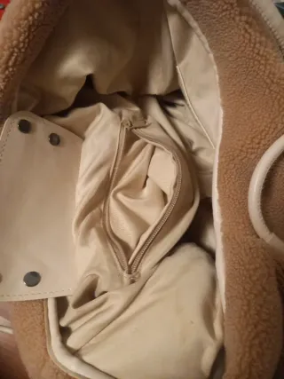 Borsa beige in tessuto morbido