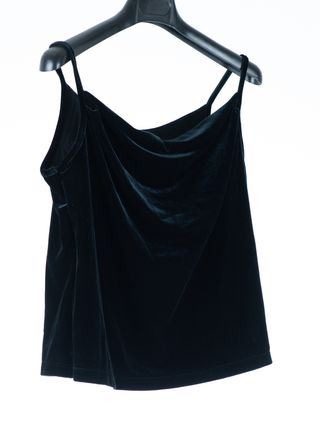 Top tirantes terciopelo negro talla 44-46