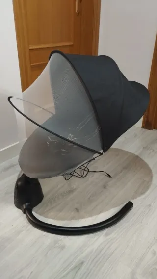 Mecedora eléctrica para bebé