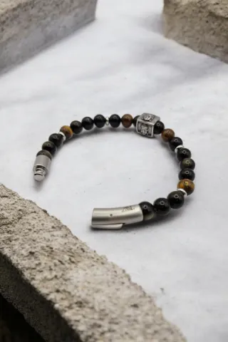 Pulsera de hombre con cuentas