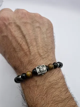 Pulsera de hombre con cuentas