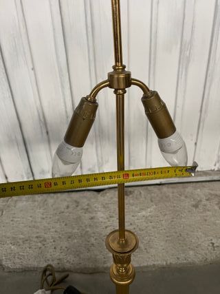 Lámpara de pie dorada bronce macizo