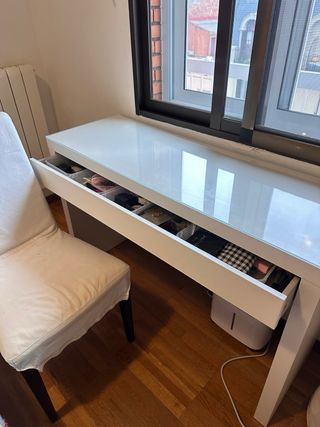 Tocador Ikea Madera y Cristal