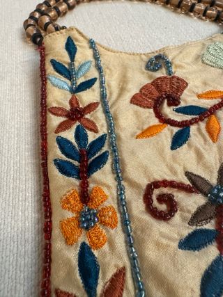 Bolso de fiesta bordado