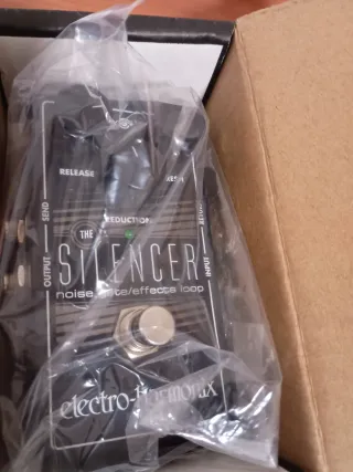 Electro Harmonix The Silencer Pedal