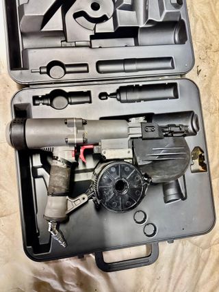 COIL NAILER CN V400A PISTOLA CHIODATRICE PNEUMATIC