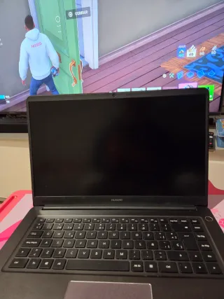 Huawei Matebook MRC-WX0 i7 8GB RAM