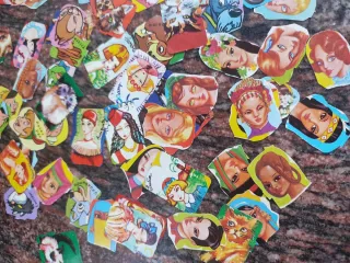 Cromos troquelados antiguos Disney y varios