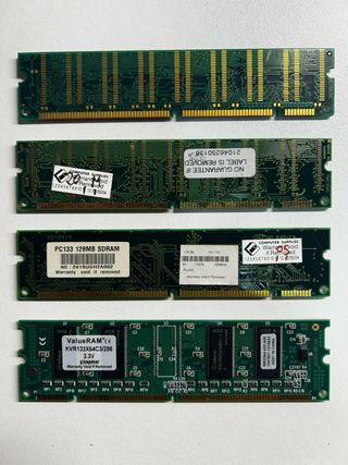 4 Memorie RAM SDRAM PC133 Kingston