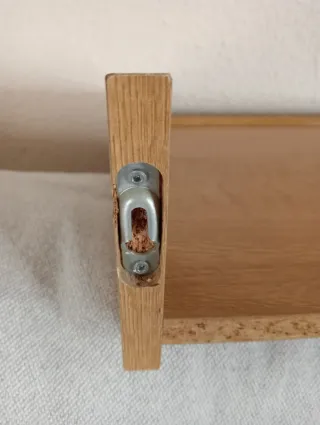 Estanterías de madera con acabado plastificado