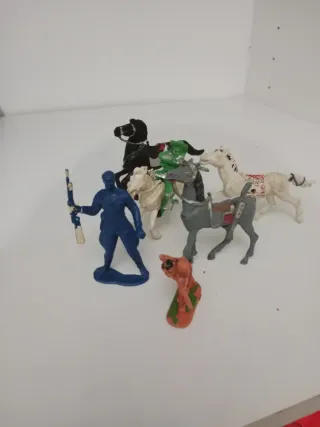 Lote figuras Comansi