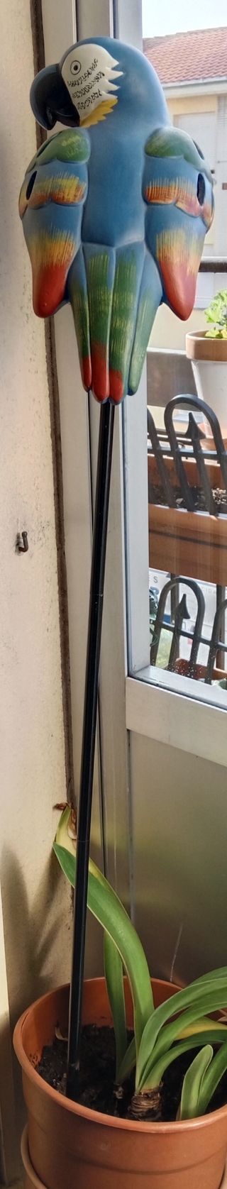 Portavelas decorativo de cerámica para jardinera.