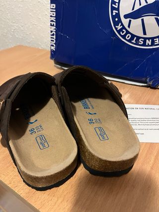 Zuecos Birkenstock Marrones