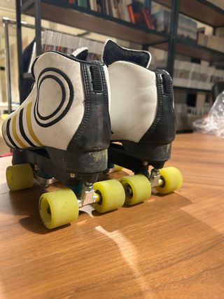 Patines de hockey Sioux blancos y negros. Talla 41