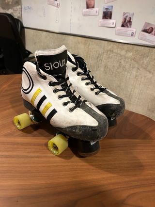 Patines de hockey Sioux blancos y negros. Talla 41