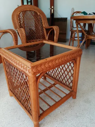 Tresillo de mimbre: 2 sillones + sofá