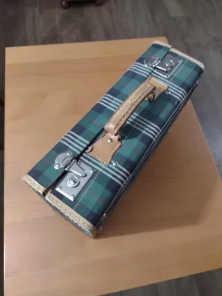 Maleta Vintage Años 40-50 Tartán Verde