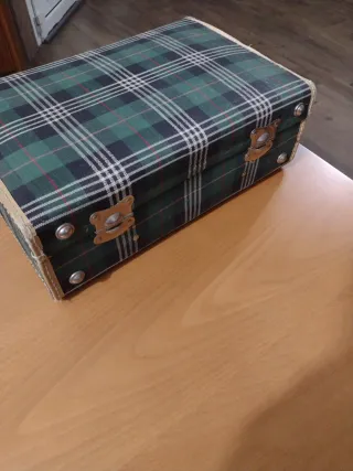 Maleta Vintage Años 40-50 Tartán Verde