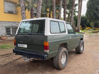 Nissan Patrol 1987