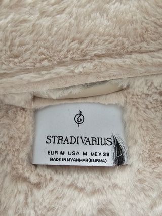 Chaqueta Stradivarius simil cuero y piel