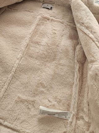 Chaqueta Stradivarius simil cuero y piel