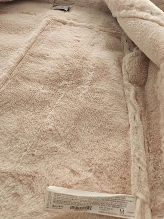 Chaqueta Stradivarius simil cuero y piel