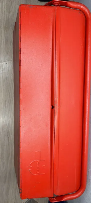 Caja de herramientas WURTH roja