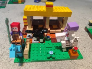 Lote Lego Minecraft 21153 + 21159 + 21171