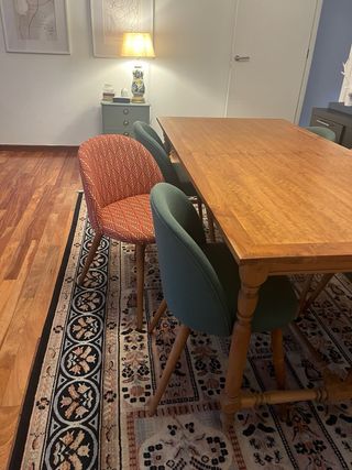 Mesa de comedor con 6 sillas (Maisons de Monde)