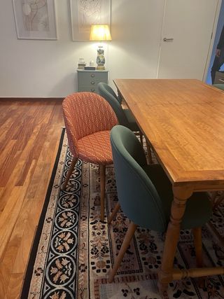 Mesa de comedor con 6 sillas (Maisons de Monde)