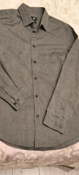 Camisa H&M gris