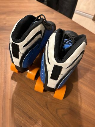 Patines hockey sobre ruedas. Talla 43